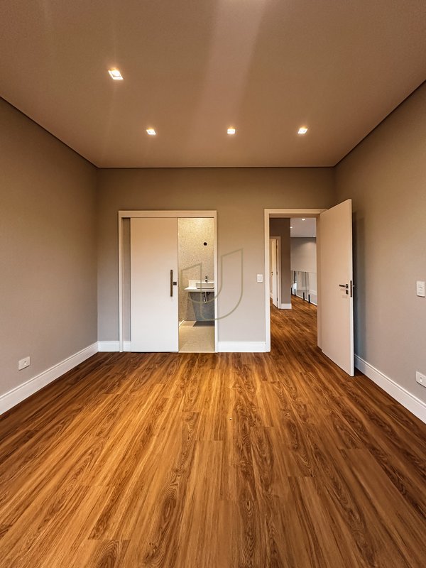 Casa com 4 Suítes no Alphaville II R. Cabriúva, 200 São José dos Campos - 