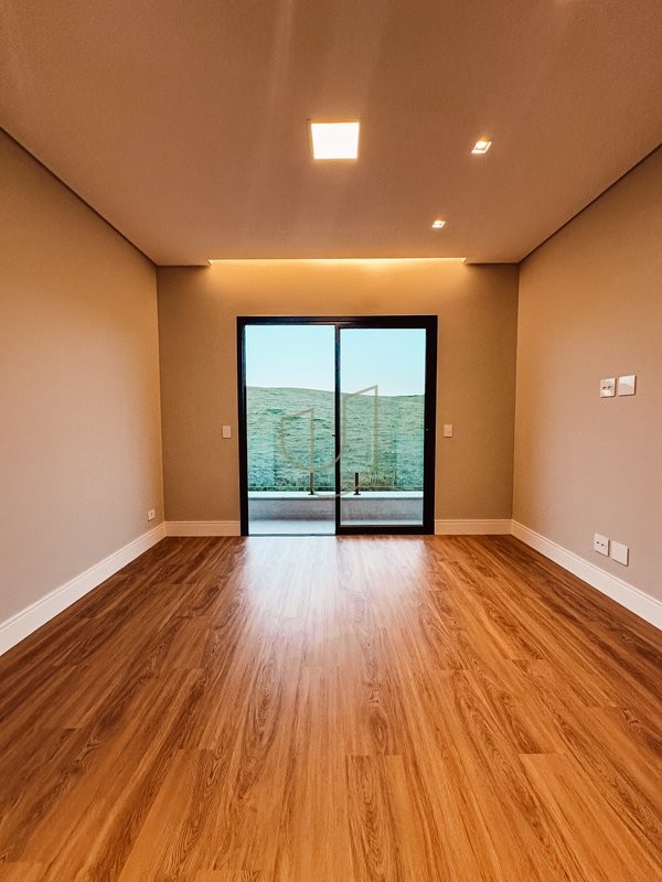 Casa com 4 Suítes no Alphaville II R. Cabriúva, 200 São José dos Campos - 