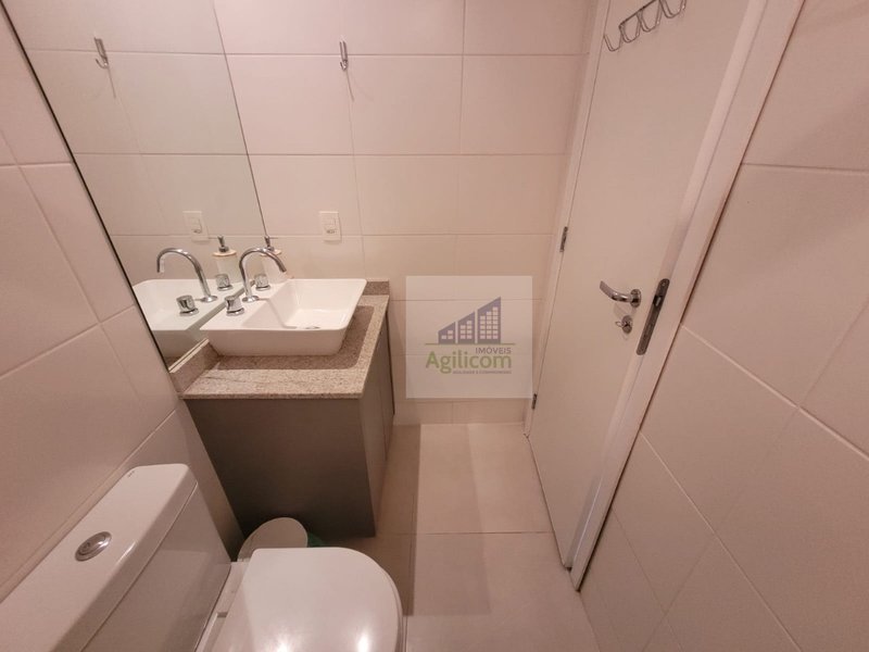 STUDIO MOBILIADO À VENDA EM MOEMA COM  37M² E 1 VAGA DE GARAGEM Avenida Aratãs São Paulo - 