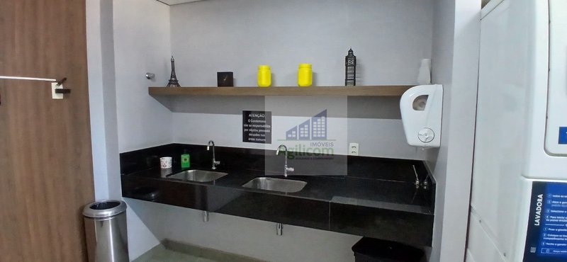 STUDIO MOBILIADO À VENDA EM MOEMA COM  37M² E 1 VAGA DE GARAGEM Avenida Aratãs São Paulo - 