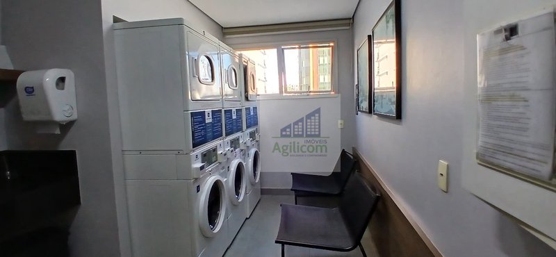 STUDIO MOBILIADO À VENDA EM MOEMA COM  37M² E 1 VAGA DE GARAGEM Avenida Aratãs São Paulo - 