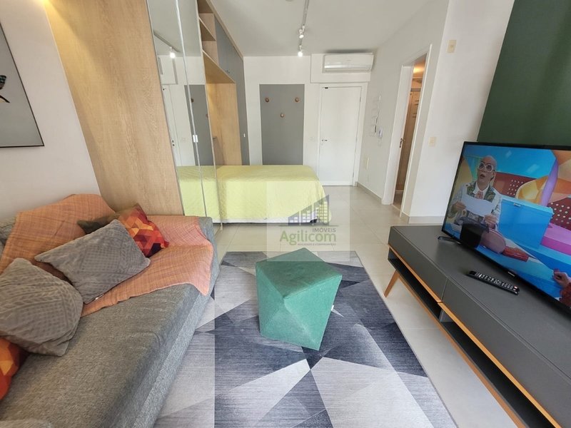 STUDIO MOBILIADO À VENDA EM MOEMA COM  37M² E 1 VAGA DE GARAGEM Avenida Aratãs São Paulo - 