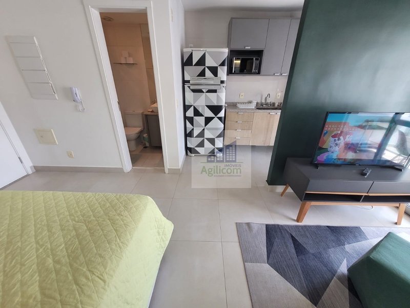 STUDIO MOBILIADO À VENDA EM MOEMA COM  37M² E 1 VAGA DE GARAGEM Avenida Aratãs São Paulo - 
