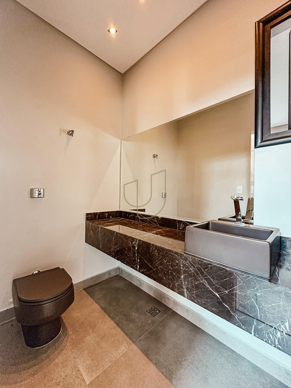 Casa com 4 Suítes no Condomínio Residencial Monte Carlo Av. José Pinto Ferreira São José dos Campos - 