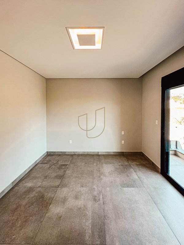 Casa com 4 Suítes no Condomínio Residencial Monte Carlo Av. José Pinto Ferreira São José dos Campos - 