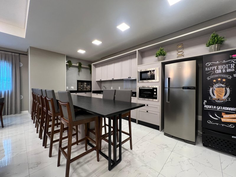 Apartamento mobiliado no Residencial Sunset Boulevard Rua 406A Itapema - 