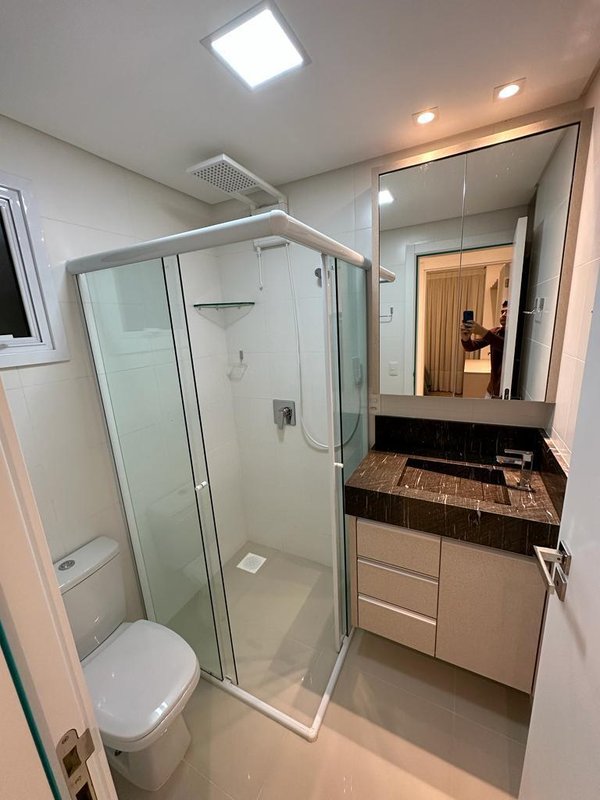 Apartamento mobiliado no Residencial Sunset Boulevard Rua 406A Itapema - 