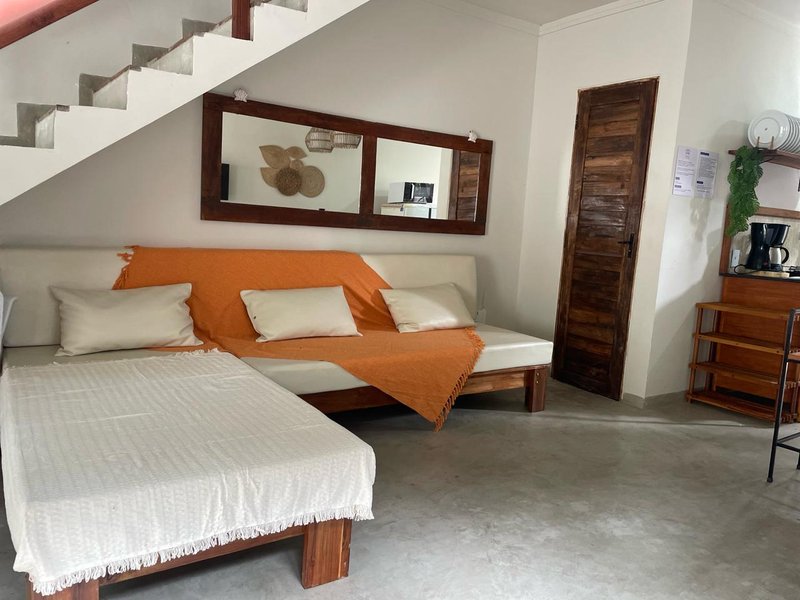 Casa de 2 dormitórios / mobiliado e decorado / 50 metros do mar Rua estrada da balsa  Porto Seguro - 
