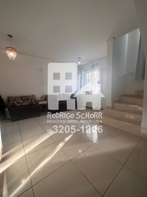 Sobrado à Venda –  R$ 200.000 Condomínio Jaqueline Bairro San Raphael  - Tatuí - 