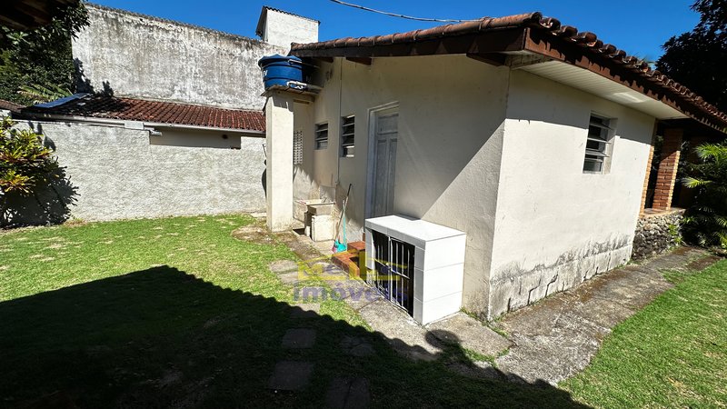 Casa central em Boiçucanga vila dos pescadores rua hilariaso crisologo de matos São Sebastião - 