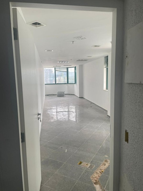 Tenha sua sala comercial Avenida Nova Cantareira São Paulo - 