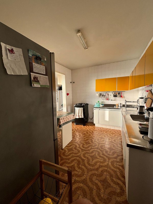 APARTAMENTO 4 QUARTOS 2 SUÍTES ANDAR ALTO NASCENTE VARANDA 2 GARAGENS À VENDA NA BARRA! Rua Fernão de Magalhães Salvador - 
