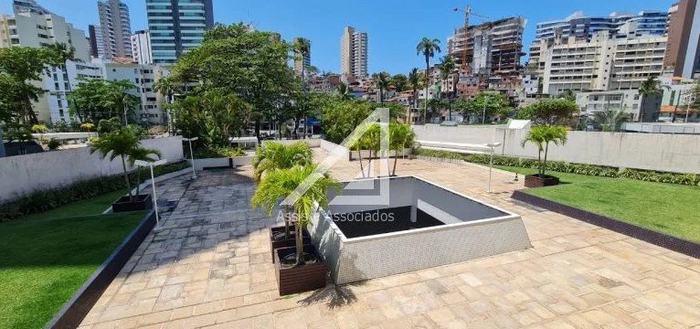 APARTAMENTO 4 QUARTOS 2 SUÍTES ANDAR ALTO NASCENTE VARANDA 2 GARAGENS À VENDA NA BARRA! Rua Fernão de Magalhães Salvador - 