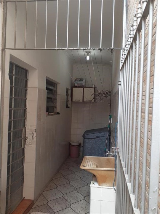 Casa com 3  dormitórios e 2 vagas Rua Benedito Otoni São Paulo - 