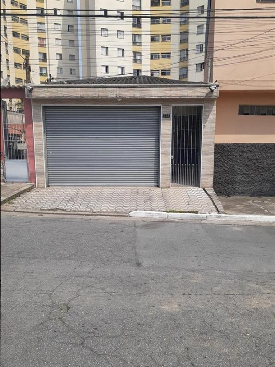 Casa com 3  dormitórios e 2 vagas Rua Benedito Otoni São Paulo - 
