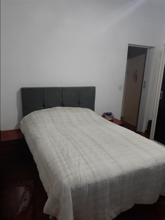 Casa com 3  dormitórios e 2 vagas Rua Benedito Otoni São Paulo - 