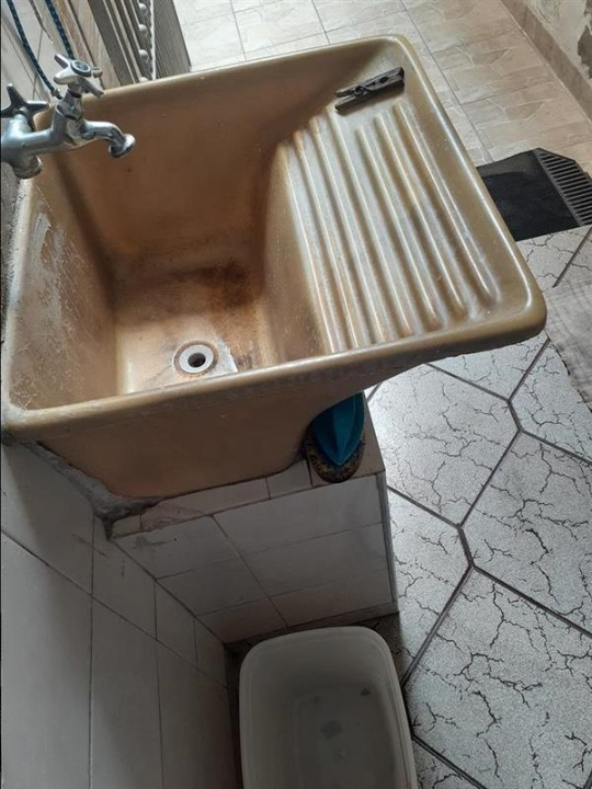 Casa com 3  dormitórios e 2 vagas Rua Benedito Otoni São Paulo - 
