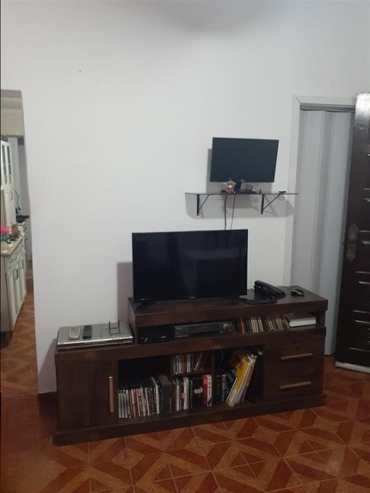 Casa com 3  dormitórios e 2 vagas Rua Benedito Otoni São Paulo - 