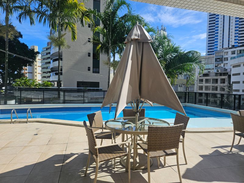 APARTAMENTO 3 SUÍTES VARANDA LAVABO PISCINA ACADEMIA 2 GARAGENS À VENDA NA GRAÇA!! Rua Manoel Barreto Salvador - 
