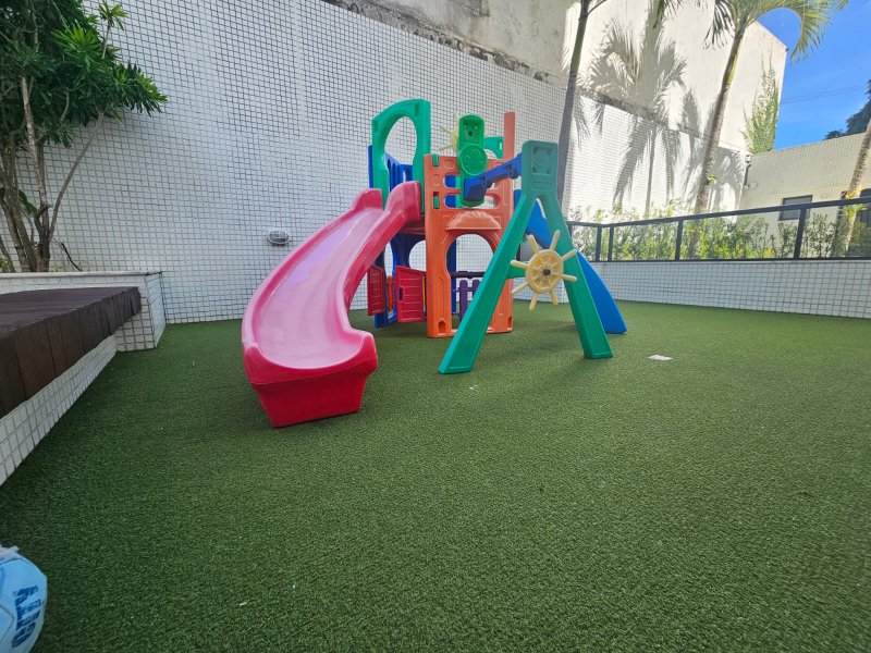 APARTAMENTO 3 SUÍTES VARANDA LAVABO PISCINA ACADEMIA 2 GARAGENS À VENDA NA GRAÇA!! Rua Manoel Barreto Salvador - 