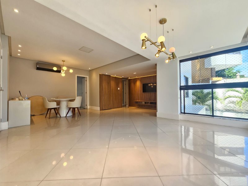 APARTAMENTO 3 SUÍTES VARANDA LAVABO PISCINA ACADEMIA 2 GARAGENS À VENDA NA GRAÇA!! Rua Manoel Barreto Salvador - 