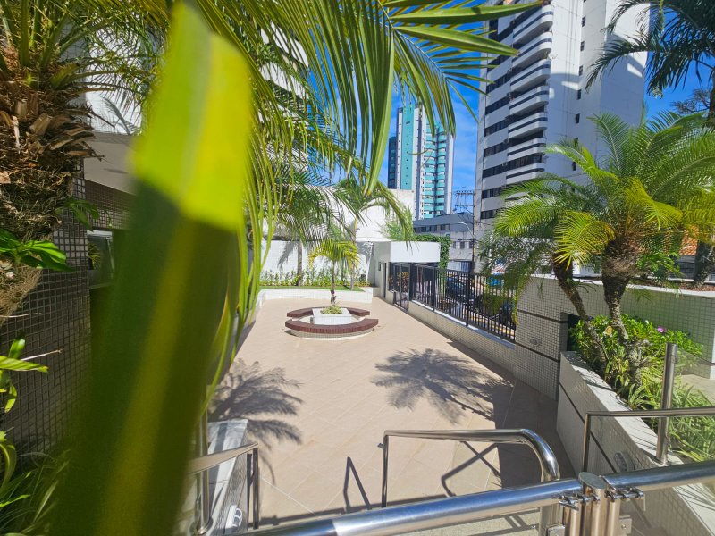 APARTAMENTO 3 SUÍTES VARANDA LAVABO PISCINA ACADEMIA 2 GARAGENS À VENDA NA GRAÇA!! Rua Manoel Barreto Salvador - 
