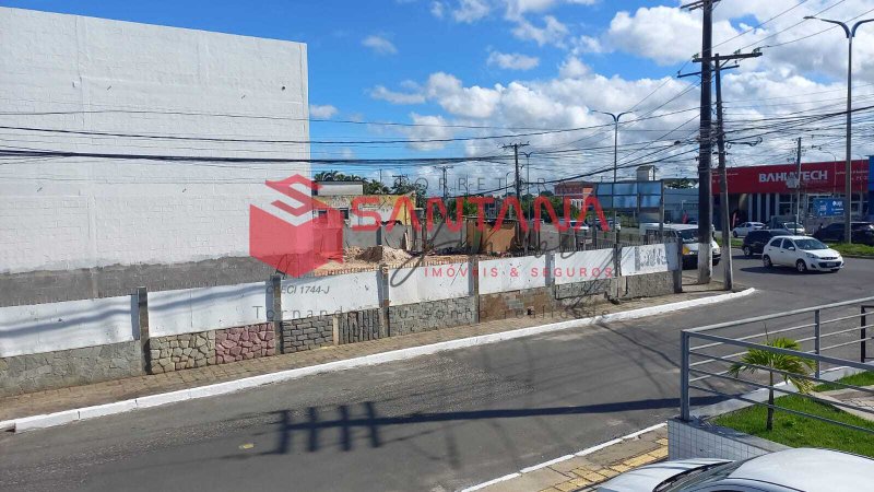 Lojão na Estrada do Coco Avenida Santos Dumont Lauro de Freitas - 