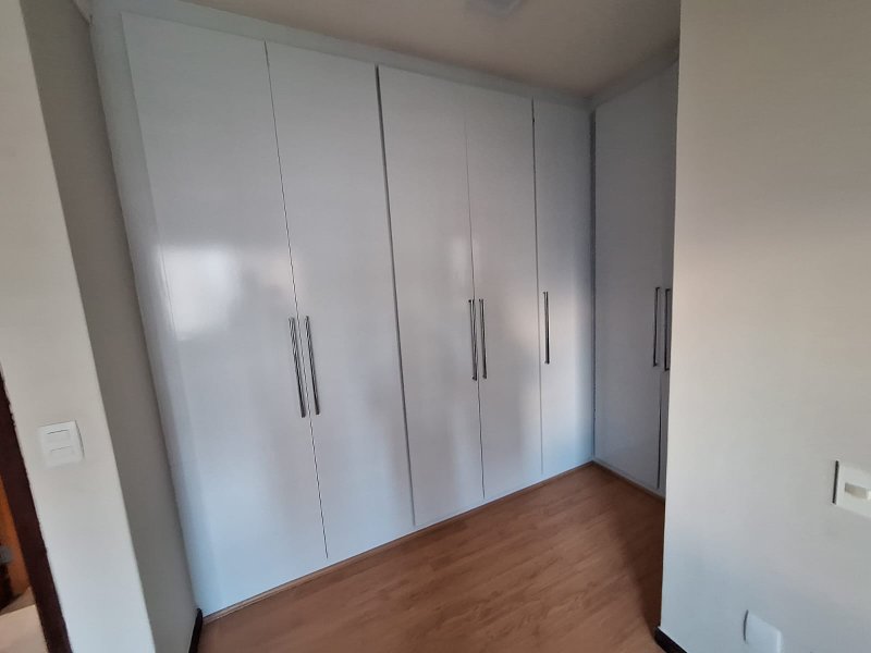 APARTAMENTO 3 QUARTOS SUÍTE VARANDA PISCINA ACADEMIA ELEVADOR 2 GARAGENS À VENDA NA GRAÇA! Rua Santa Rita de Cássia Salvador - 