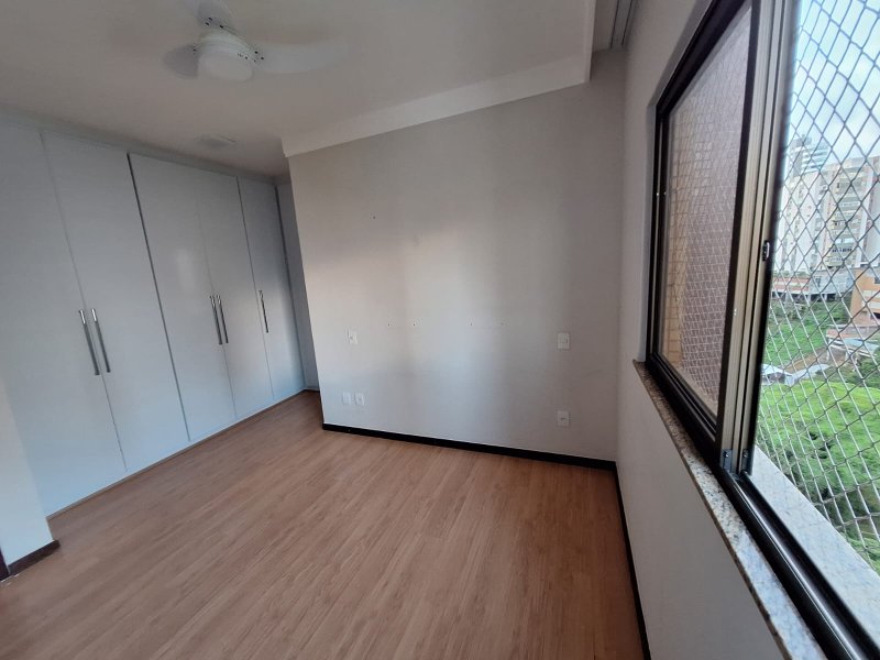 APARTAMENTO 3 QUARTOS SUÍTE VARANDA PISCINA ACADEMIA ELEVADOR 2 GARAGENS À VENDA NA GRAÇA! Rua Santa Rita de Cássia Salvador - 