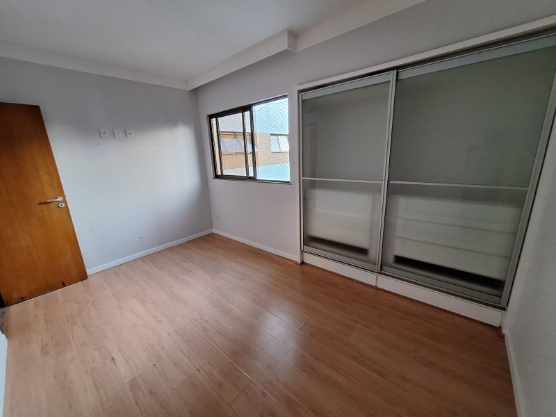 APARTAMENTO 3 QUARTOS SUÍTE VARANDA PISCINA ACADEMIA ELEVADOR 2 GARAGENS À VENDA NA GRAÇA! Rua Santa Rita de Cássia Salvador - 