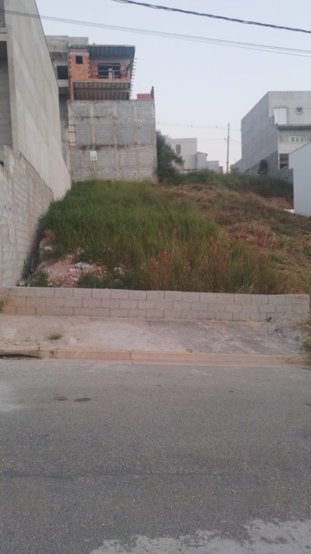 TERRENO NO JARDIM DOS ABREUS ESCRITURADO - Caieiras - 