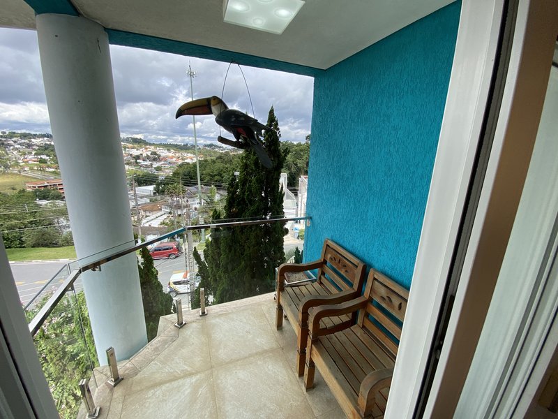 CASA MOBILIADA NO CONDOMÍNIO ARUJAZINHO 5 DISPONÍVEL PARA LOCAÇÃO!!! - Arujá - 