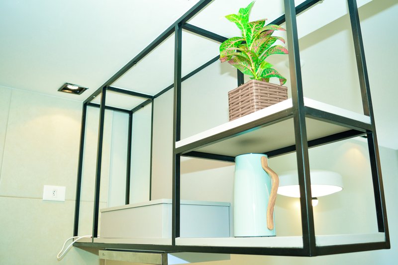 APARTAMENTO QUARTO E SALA VARANDA ELEVADOR PISCINA ACADEMIA GARAGEM LOCAÇÃO NA BARRA!!! Rua Alfredo Magalhães Salvador - 