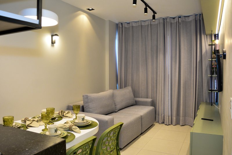 APARTAMENTO QUARTO E SALA VARANDA ELEVADOR PISCINA ACADEMIA GARAGEM LOCAÇÃO NA BARRA!!! Rua Alfredo Magalhães Salvador - 