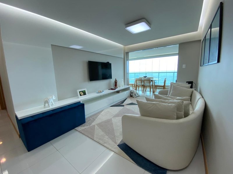 APARTAMENTO TRES QUARTOS VARANDA, ELEVADOR PISCINA, 3 GARAGENS SOLTAS!! Rua Rodrigues Dórea Salvador - 