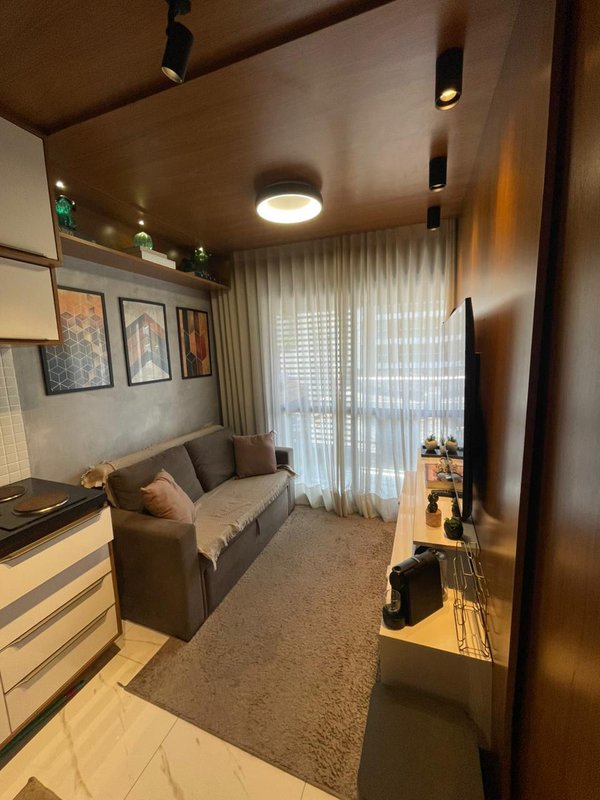 APARTAMENTO 1/4 SALA VARANDA ELEVADOR PISCINA ACADEMIA GARAGEM VENDA E LOCAÇÃO NA BARRA!!! Avenida Almirante Marques de Leão Salvador - 