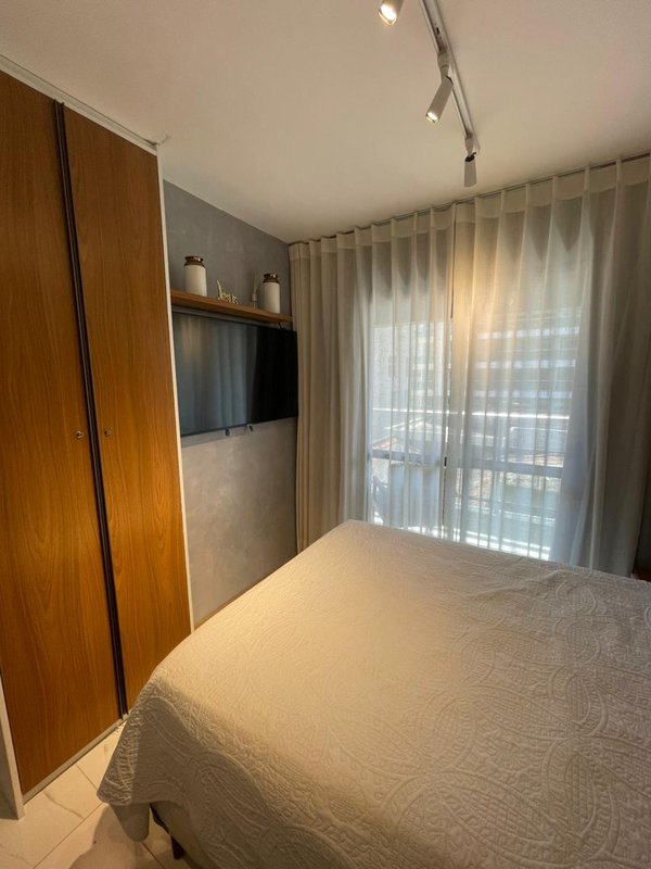 APARTAMENTO 1/4 SALA VARANDA ELEVADOR PISCINA ACADEMIA GARAGEM VENDA E LOCAÇÃO NA BARRA!!! Avenida Almirante Marques de Leão Salvador - 