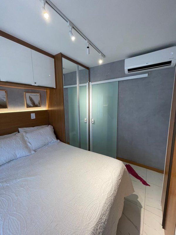 APARTAMENTO 1/4 SALA VARANDA ELEVADOR PISCINA ACADEMIA GARAGEM VENDA E LOCAÇÃO NA BARRA!!! Avenida Almirante Marques de Leão Salvador - 