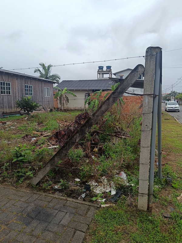 Terreno  no bairro Morretes em Itapema Rua 432 Itapema - 
