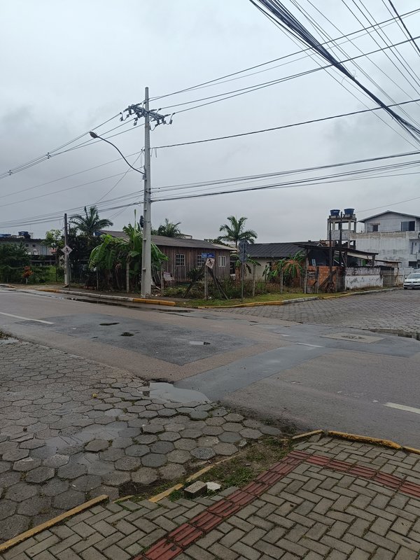 Terreno  no bairro Morretes em Itapema Rua 432 Itapema - 