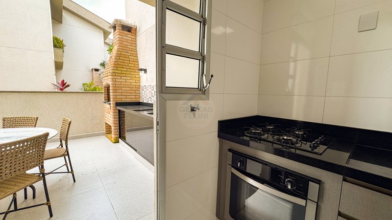 Casa em condomínio na Praia de Juquehy Rua Pedro Esboriol São Sebastião - 