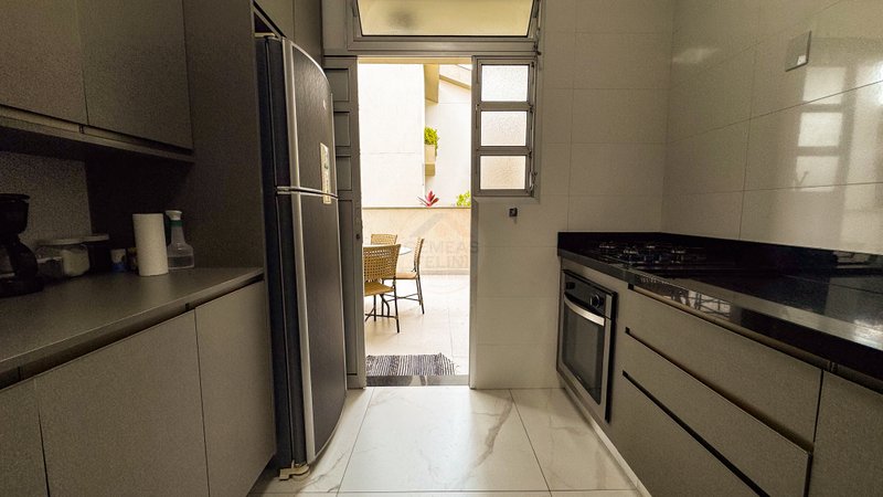 Casa em condomínio na Praia de Juquehy Rua Pedro Esboriol São Sebastião - 