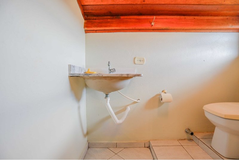 Apartamento À Venda, 59m - 2 Dorm. 2 Suítes - R$ 250.000 -Pró-Vida- Araçoiaba da Serra SP Estr. Dr. Celso Charuri Araçoiaba da Serra - 