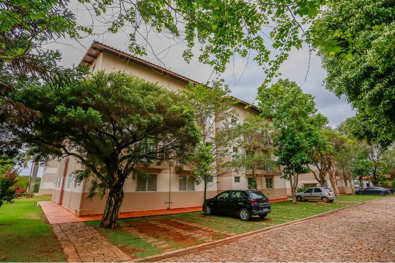 Apartamento À Venda, 59m - 2 Dorm. 2 Suítes - R$ 250.000 -Pró-Vida- Araçoiaba da Serra SP Estr. Dr. Celso Charuri Araçoiaba da Serra - 