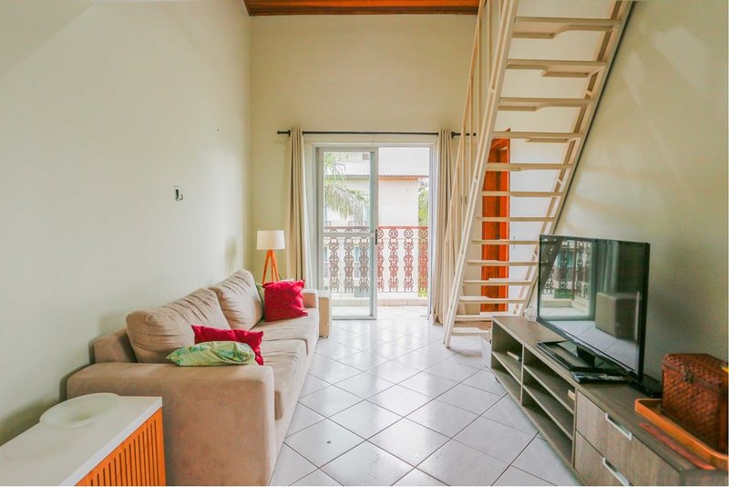Apartamento À Venda, 59m - 2 Dorm. 2 Suítes - R$ 250.000 -Pró-Vida- Araçoiaba da Serra SP Estr. Dr. Celso Charuri Araçoiaba da Serra - 