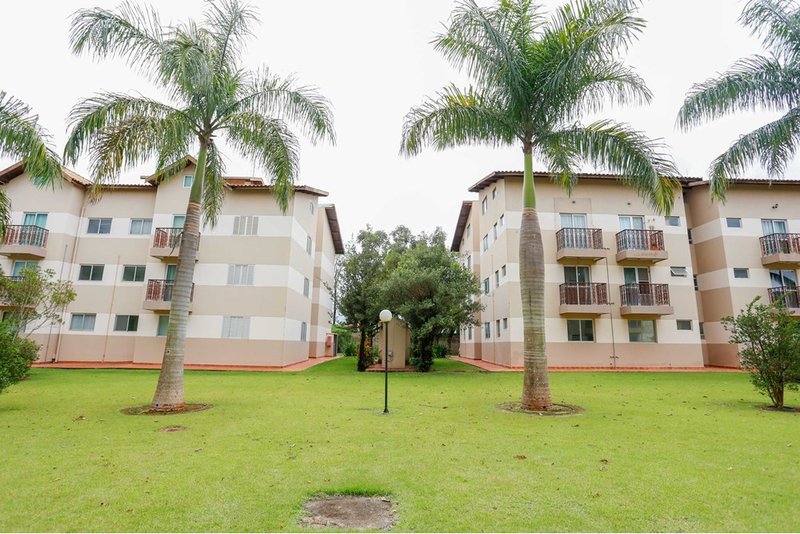 Apartamento À Venda, 59m - 2 Dorm. 2 Suítes - R$ 250.000 -Pró-Vida- Araçoiaba da Serra SP Estr. Dr. Celso Charuri Araçoiaba da Serra - 