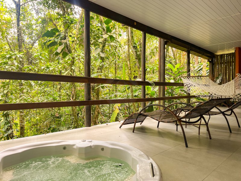 Refúgio em meio a natureza, Casa em condomínio na Praia de Juquehy - LOCAÇÃO ANUAL - São Sebastião - 