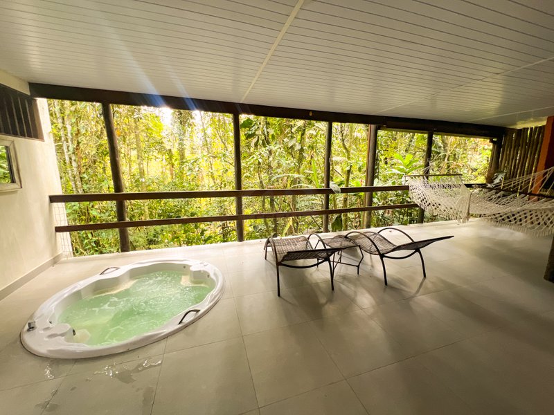 Refúgio em meio a natureza, Casa em condomínio na Praia de Juquehy - LOCAÇÃO ANUAL - São Sebastião - 