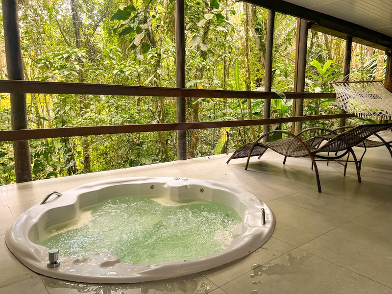 Refúgio em meio a natureza, Casa em condomínio na Praia de Juquehy - LOCAÇÃO ANUAL - São Sebastião - 