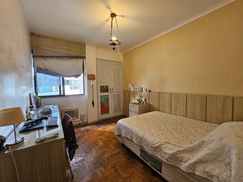 APARTAMENTO 4 QUARTOS SUÍTE VARANDA DEPENDÊNCIA ELEVADOR 2 GARAGENS À VENDA NA GRAÇA Rua Humberto de Campos Salvador - 